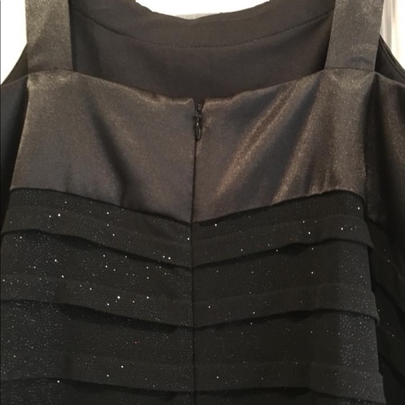 EUC R&M Richard’s Black Evening Dress w/Jacket, Size 6 - Picture 4 of 8